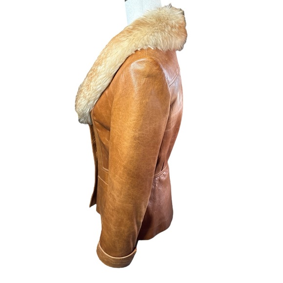 Vintage leather jacket with fur collar - Picture 2 of 8